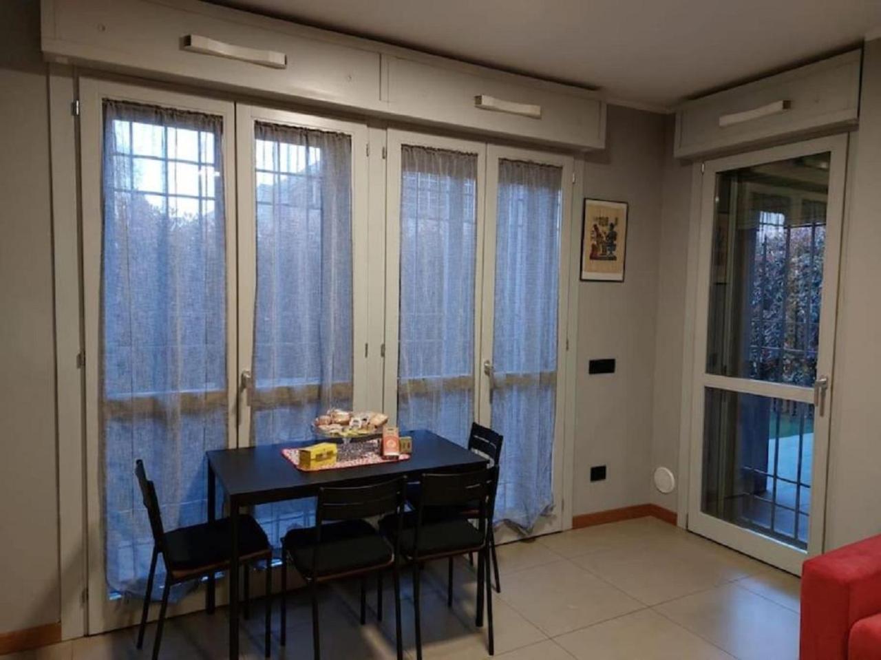 Nico'S Home - Rho Fiera Milano Перо Екстериор снимка